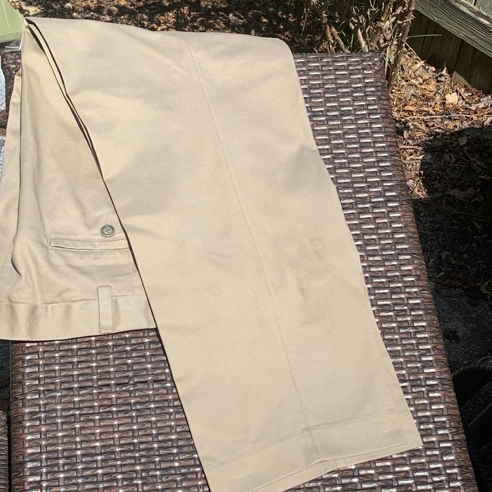 Men’s khakis never worn size 38x30.